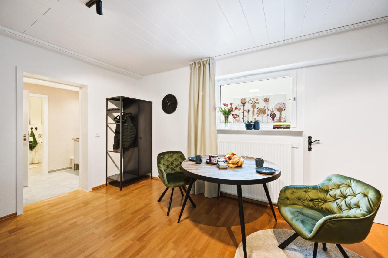 1Br 2Beds - Kleiner Privater Innenhof- Barrierefrei! -Frisch Saniert - Mozart Eins บีทิกไฮม์-บิสซิงเงน ภายนอก รูปภาพ